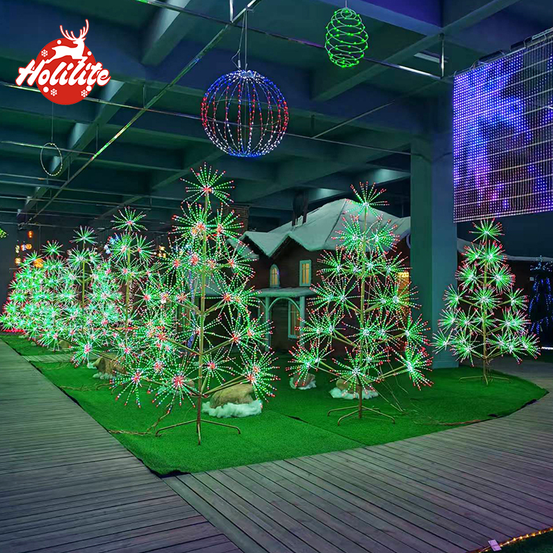 Feu d'artifice à couleurs changeantes pour les places commerciales