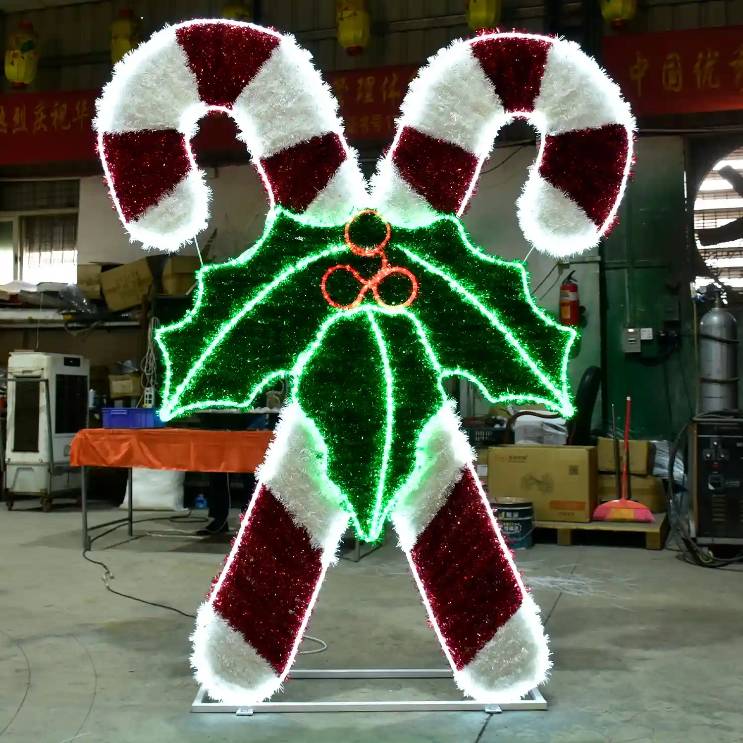 Diseño de iluminación para pasarelas navideñas