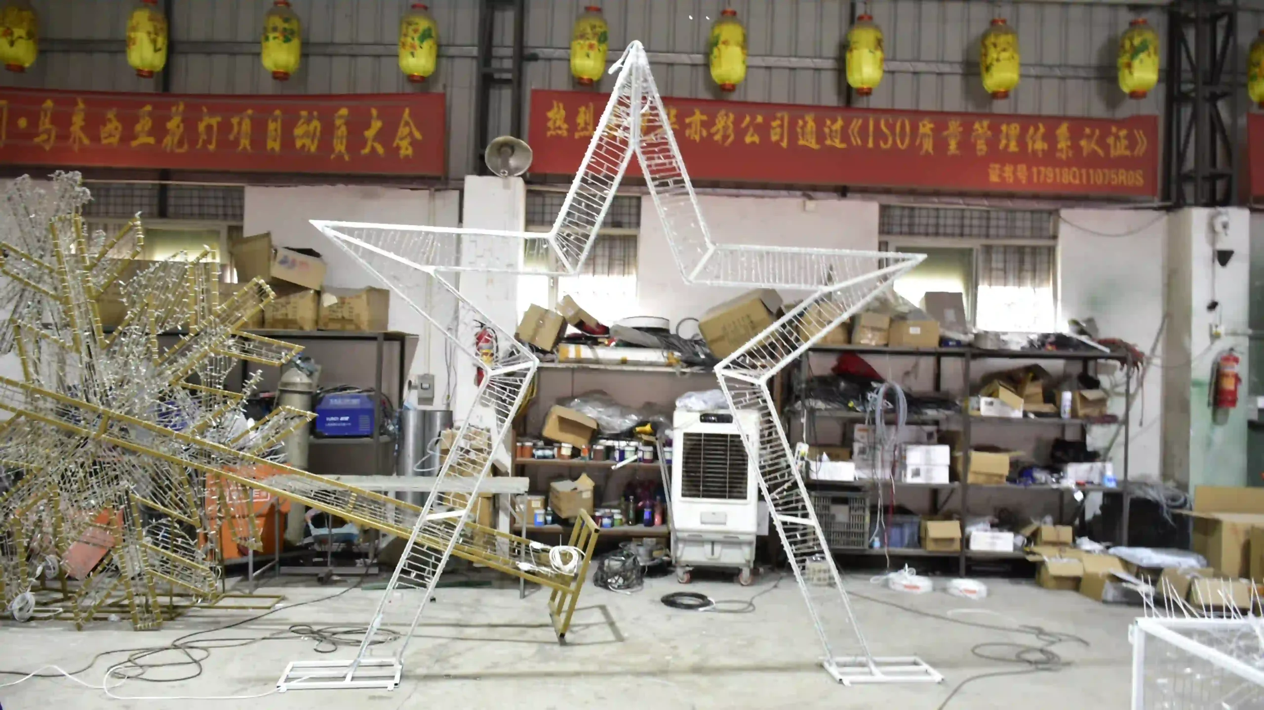 Arco de luz de estrella de Navidad personalizado marco de metal en fábrica