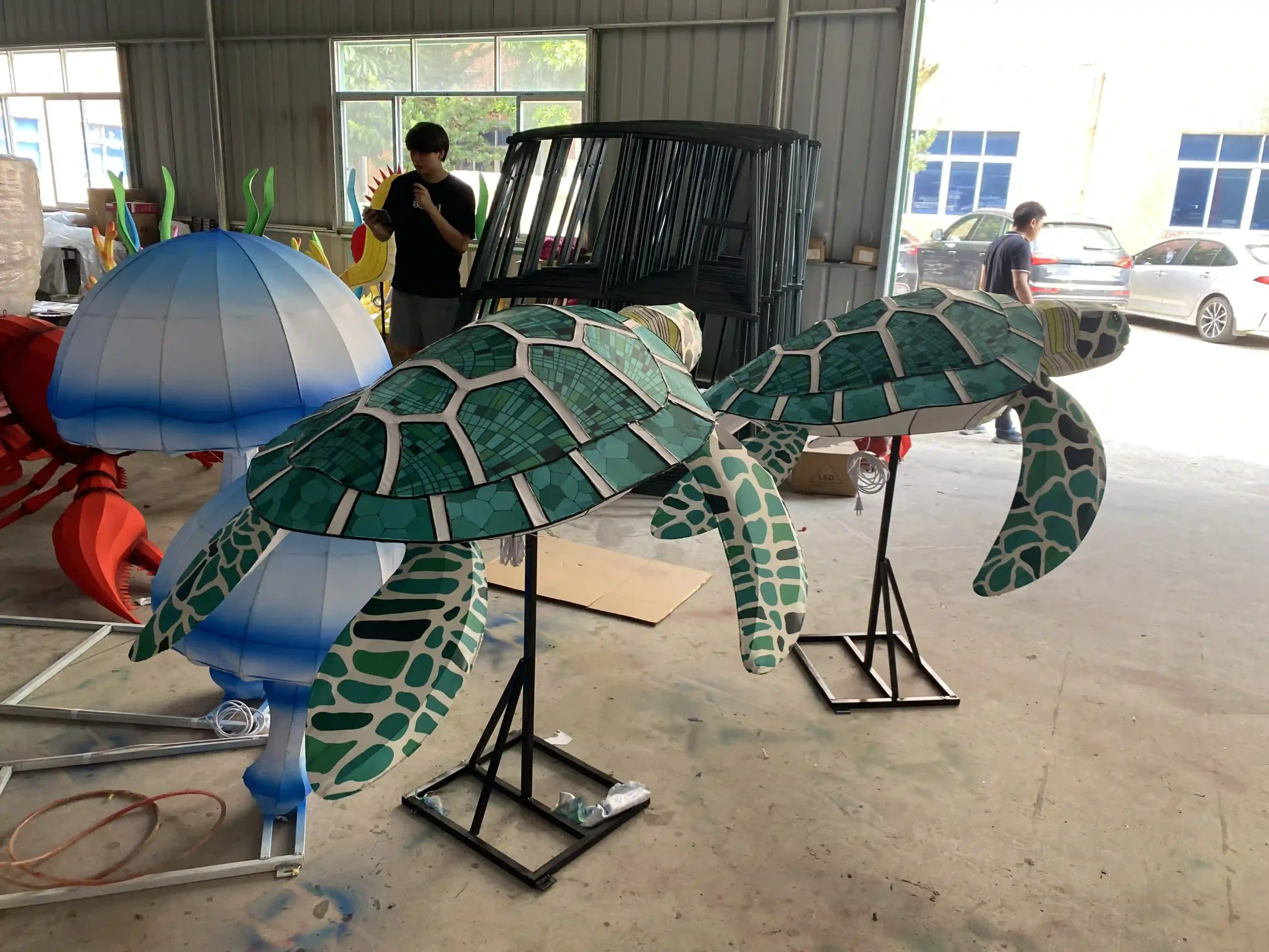 linternas temáticas oceánicas personalizadas con tortuga marina y seta marina para exposición en museo marino