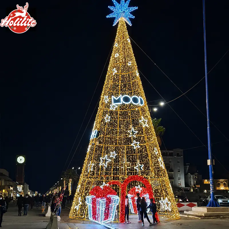 Light Up Christmas Tree (3)