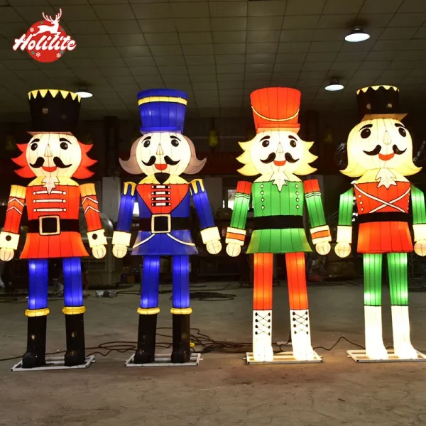 Giant Illuminated Nutcracker Soldier (5)