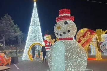 Giant Snowman Sculpture