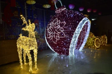 How to Decorate for Christmas (1)