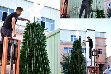 How to Fill in Empty Space on Christmas Tree (2)